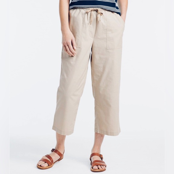 L.L Bean Wide Straight Leg PantnClassic Fit Sunwashed Crop Cotton Khaki size L p - Picture 1 of 15